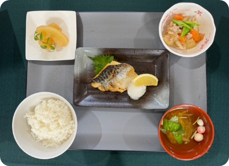昼食